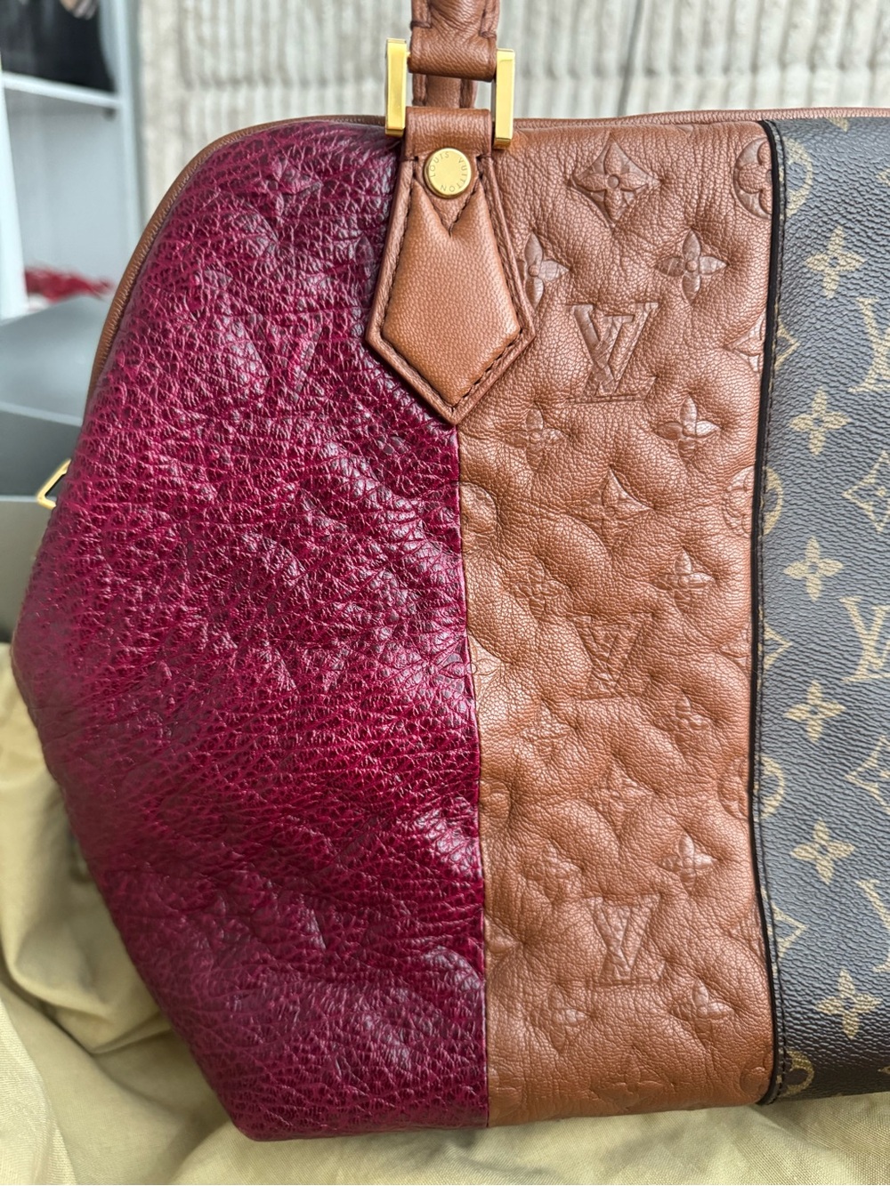 Louis Vuitton Brown, Tan & Burgundy Panelled Monogram Satchel - Picture 6 of 11